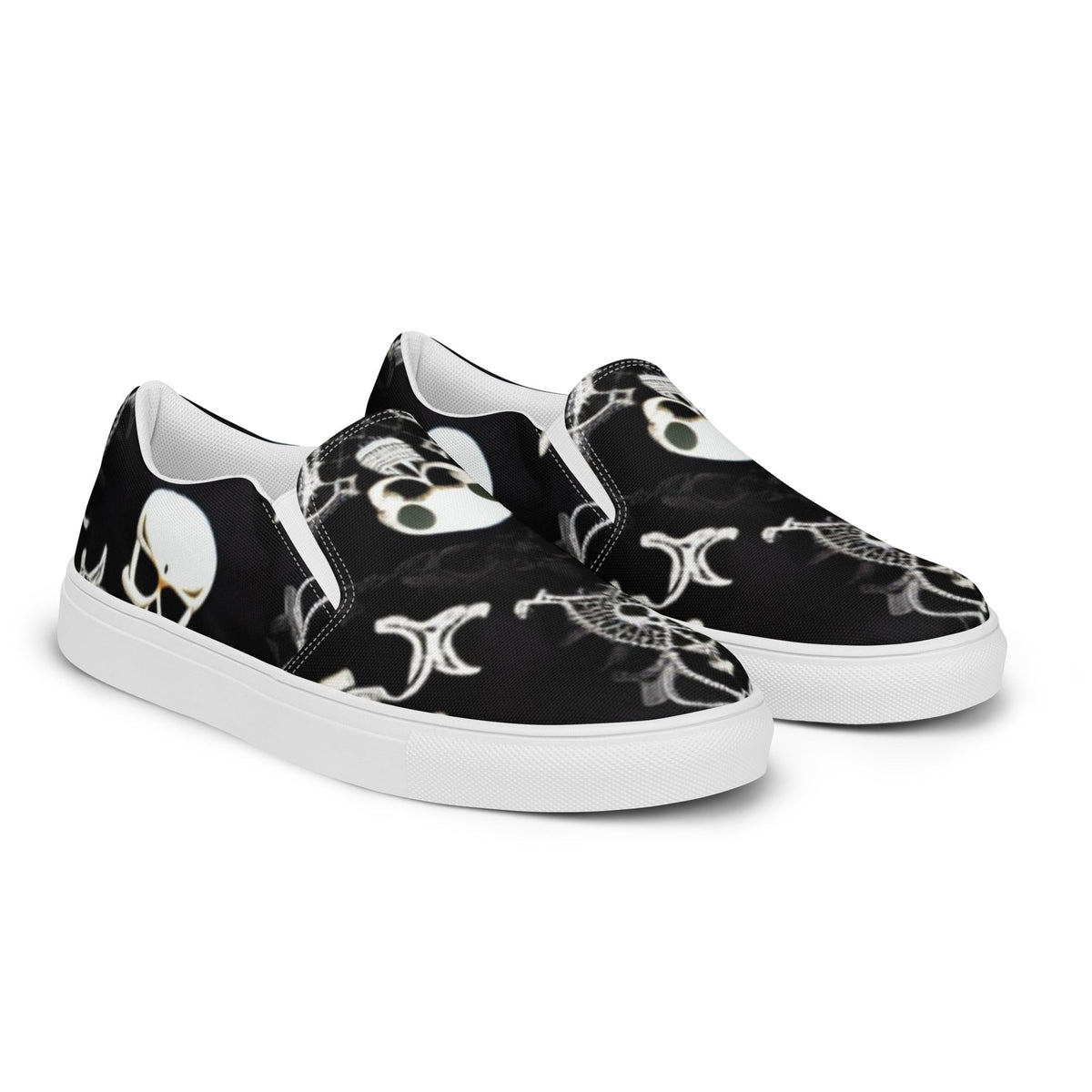 Front Skully Lace Men’s slip-on canvas shoes #MzKittyz #NikkiDKatArt