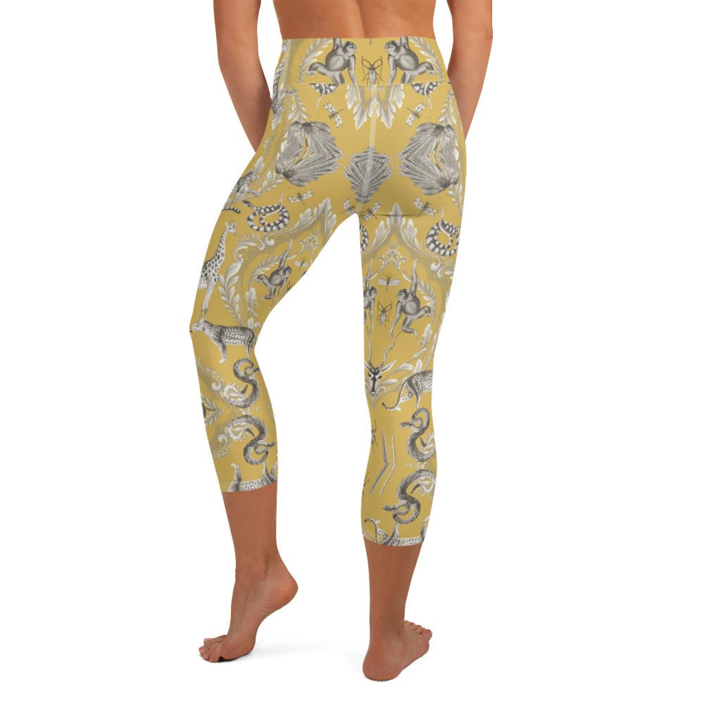 Front Animal Farm Women's Yoga Capri Leggings Leggings, Capri #MzKittyz #NikkiDKatArt